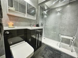 Shower Room- click for photo gallery